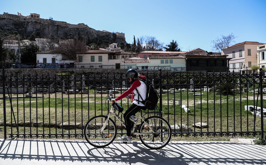 Κορονοϊός: Στα 13.500 τα ενεργά κρούσματα στην Ελλάδα &#8211; Εξάρσεις σε δύο περιοχές