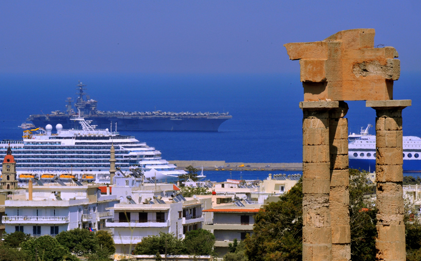 Το ολλανδικό πείραμα με 200 τουρίστες που θα κάνουν διακοπές σε ελληνικό νησί