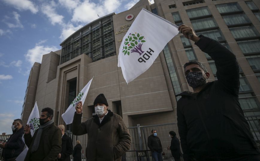 Χαμός στην Τουρκία με το  φιλοκουρδικό κόμμα HDP: Εισαγγελέας ζητά να απαγορευτεί