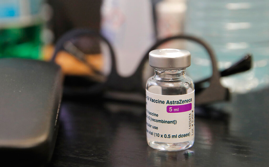 Μεγάλη Βρετανία: 19 θάνατοι σε 79 αναφορές εμφάνισης θρόμβων μετά το εμβόλιο της AstraZeneca