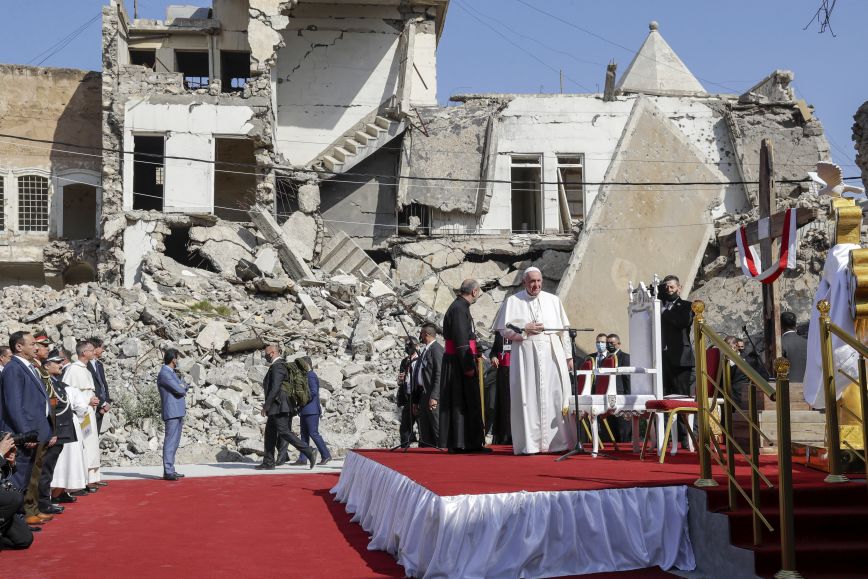 Στη Μοσούλη ο πάπας Φραγκίσκος &#8211; Συνεχίζεται η ιστορική περιοδεία του στο Ιράκ