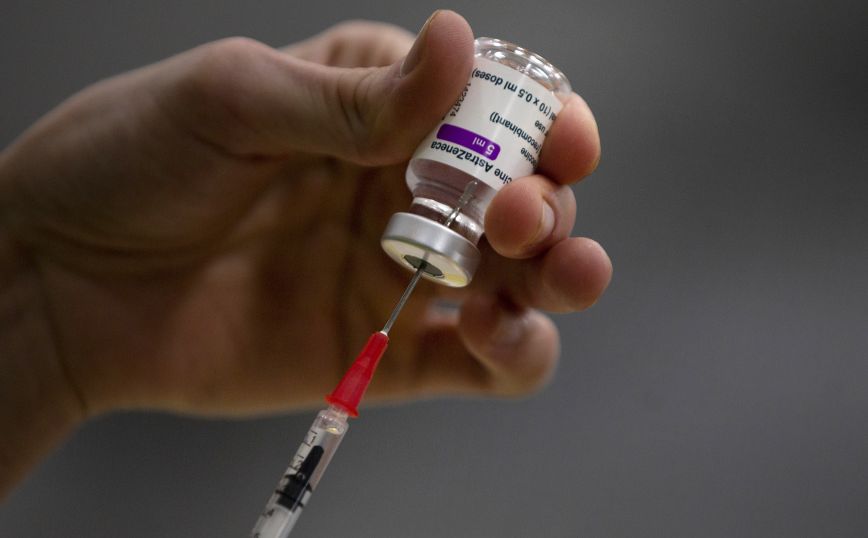 Συναγερμός για θάνατο 65χρονης στο Ίλιον: Πέθανε μισή ώρα μετά τον εμβολιασμό της για τον κορονοϊό