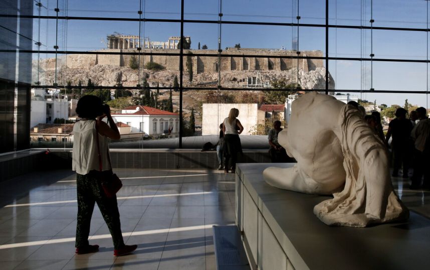 Μπόρις Τζόνσον: Τα Γλυπτά του Παρθενώνα αποκτήθηκαν νόμιμα από τον λόρδο Έλγιν