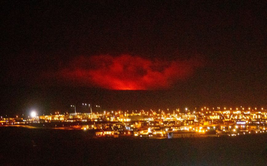 Ηφαιστειακή έκρηξη κοντά στο Ρέικιαβικ