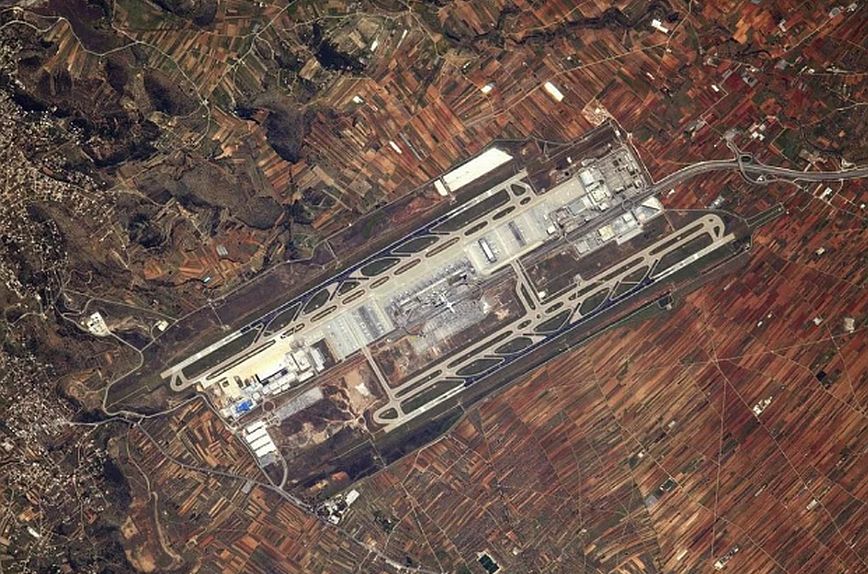 Γαλλικές ευχές από το&#8230; διάστημα για τα 200 χρόνια από την Επανάσταση