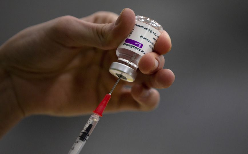 Ολλανδία: Δεν θα γίνονται εμβόλια της AstraZeneca στους κάτω των 60 ετών
