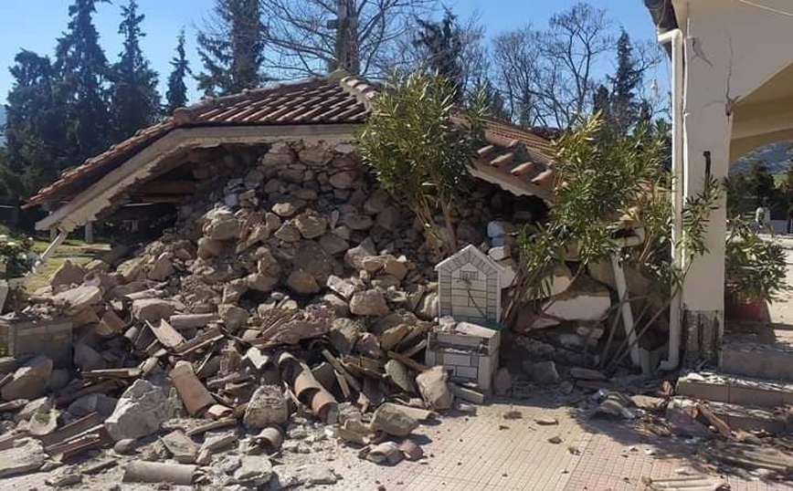 Σεισμός στην Ελασσόνα: Εικόνες από την εκκλησία που έπεσε στο Μεσοχώρι