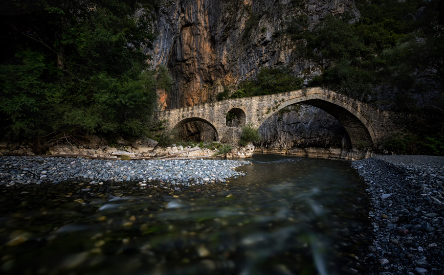 Εικόνες άγριου φυσικού κάλλους στο φαράγγι της Πορτίτσας στα Γρεβενά