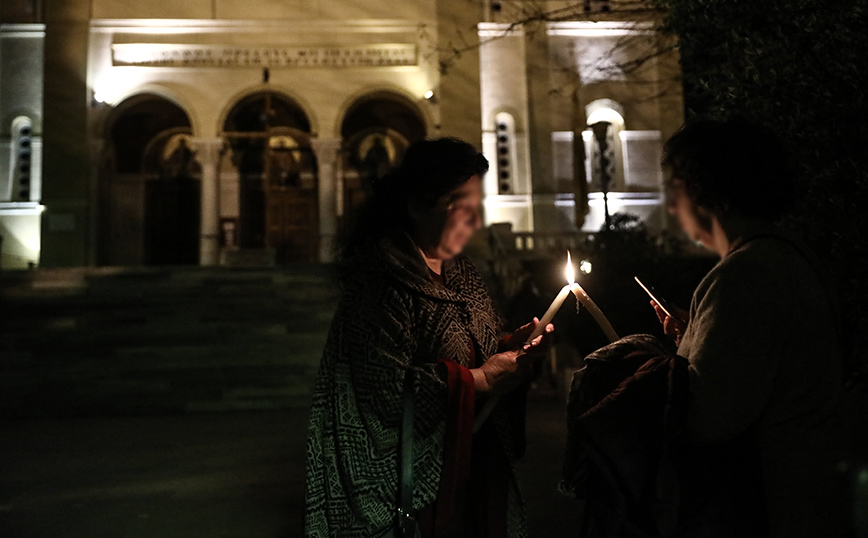 Ανάσταση στις 21:00 έξω από τις εκκλησίες &#8211; Ανοιχτοί οι ναοί τη Μεγάλη Εβδομάδα