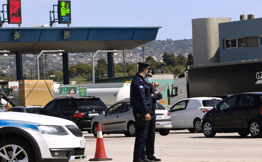 Ουρές στα διόδια, μπλόκα της ΕΛ.ΑΣ και ευφάνταστες δικαιολογίες από τους οδηγούς για την έξοδο του Πάσχα