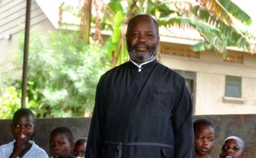 Ο Κρητικός ιερέας που αφιέρωσε τη ζωή του στην ορθοδοξία και τα παιδιά