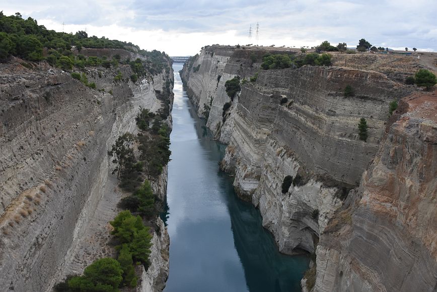 Κόρινθος: Εντοπίστηκε σορός γυναίκας στον Ισθμό