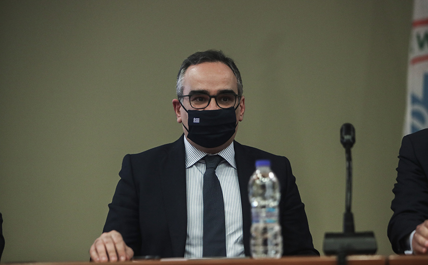 Σε ΕΚΑΒ, ΚΑΤ και Σισμανόγλειο ο Κοντοζαμάνης – Σε αυξημένη ετοιμότητα λόγω πυρκαγιών τα 2 νοσοκομεία