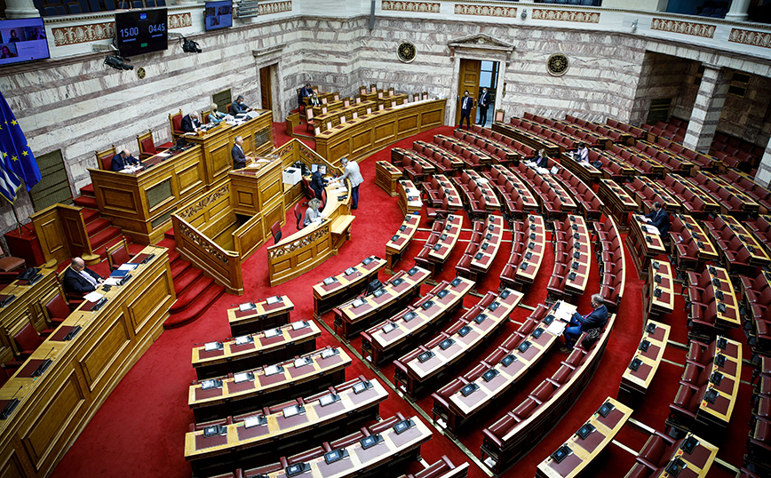 Βουλή: Άνοιξε και πάλι το εστιατόριο, μόνο για εμβολιασμένους