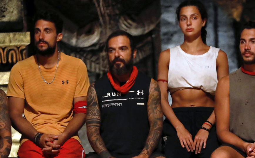 Survivor: Ο πρώτος υποψήφιος προς αποχώρηση με τις νέες ομάδες και το κλίμα συγκίνησης