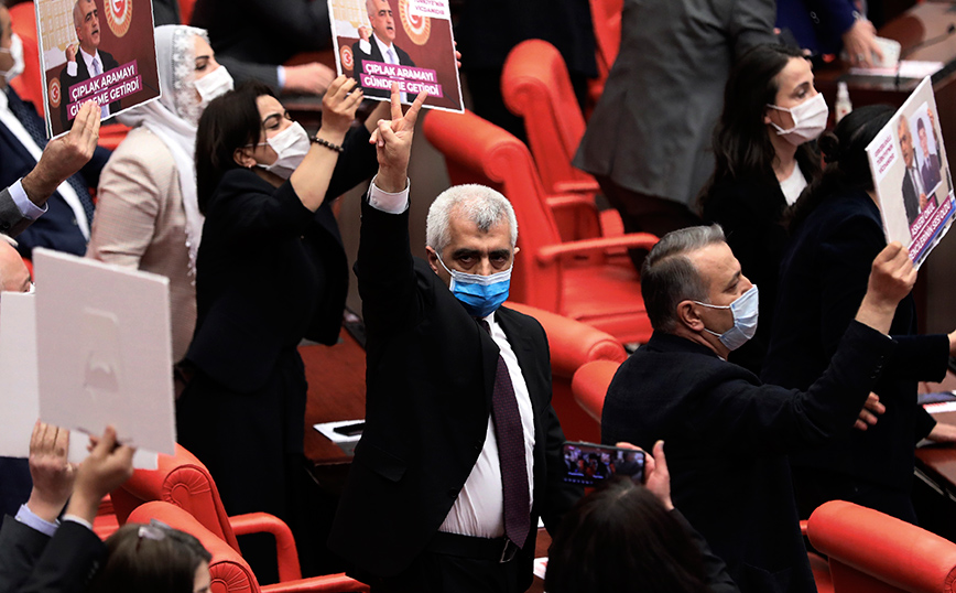 Τουρκία: Συνελήφθη βουλευτής του φιλοκουρδικού κόμματος HDP