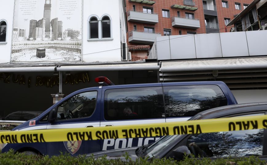 Αλβανία: Η προεκλογική περίοδος βάφτηκε με αίμα – Ένας νεκρός σε επεισόδια στο Ελμπασάν