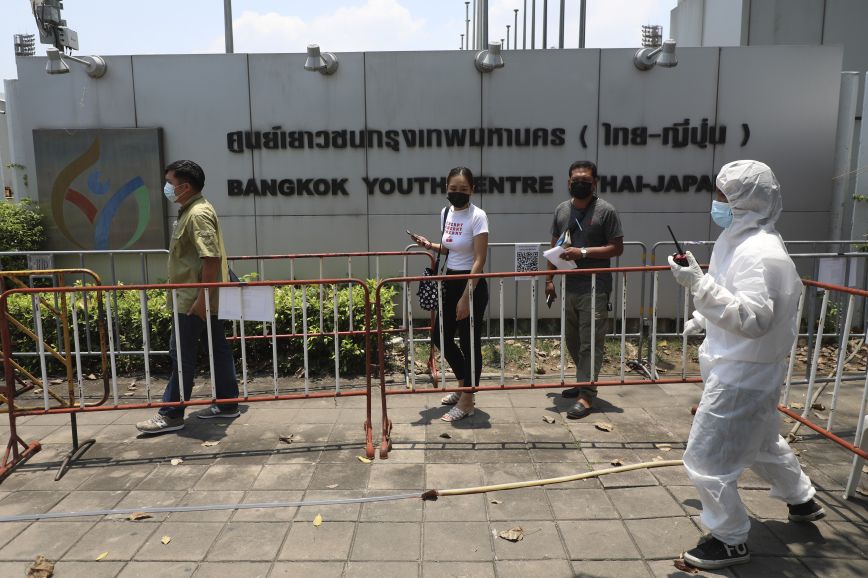 Ρεκόρ θανάτων από κορονοϊό για δεύτερη συνεχόμενη ημέρα στην Ταϊλάνδη