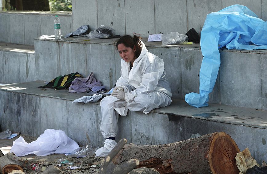 Έλληνας γιατρός στην Ινδία: Το ινδικό στέλεχος διαδίδεται πάρα πολύ εύκολα