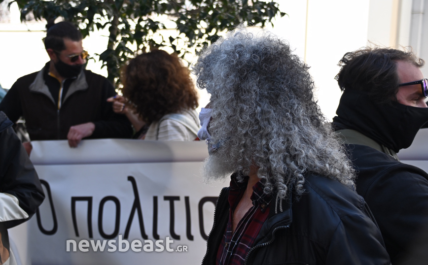 Διαμαρτυρία καλλιτεχνών για το άνοιγμα του Πολιτισμού &#8211; Γρηγοριάδης και Γιοκαρίνης παρόντες