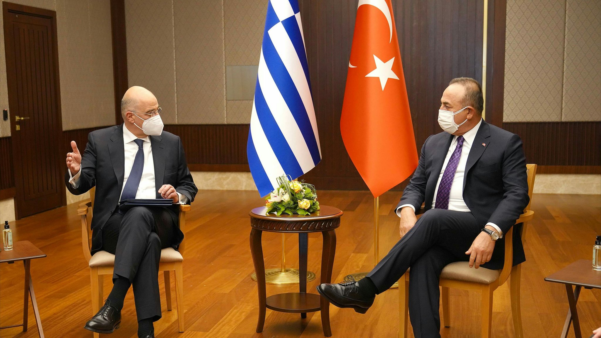 Ένταση μεταξύ Δένδια και Τσαβούσογλου για τις προκλήσεις της Τουρκίας &#8211; «Δεν δεχόμαστε αυτά που λέτε»