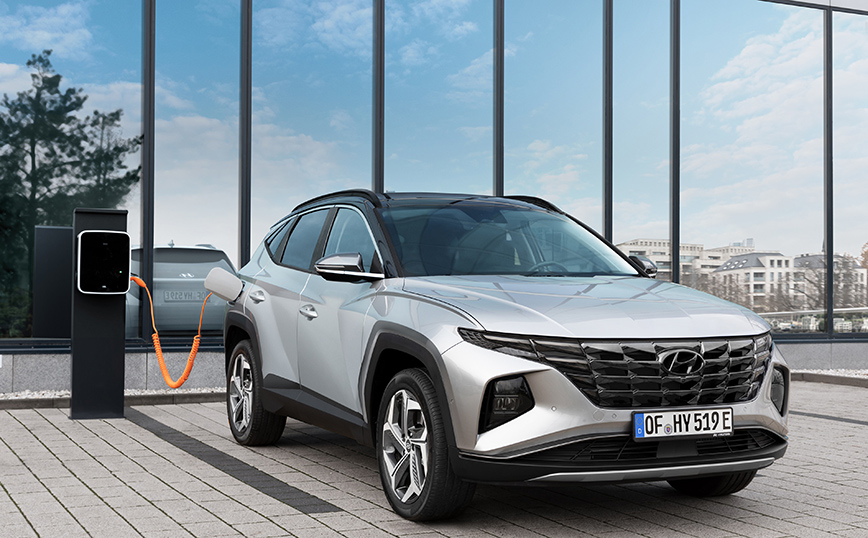 Hyundai Tucson Plug-in Hybrid 4&#215;4: Με 265 ίππους, τετρακίνηση, ηλεκτρική αυτονομία 60+ χλμ.