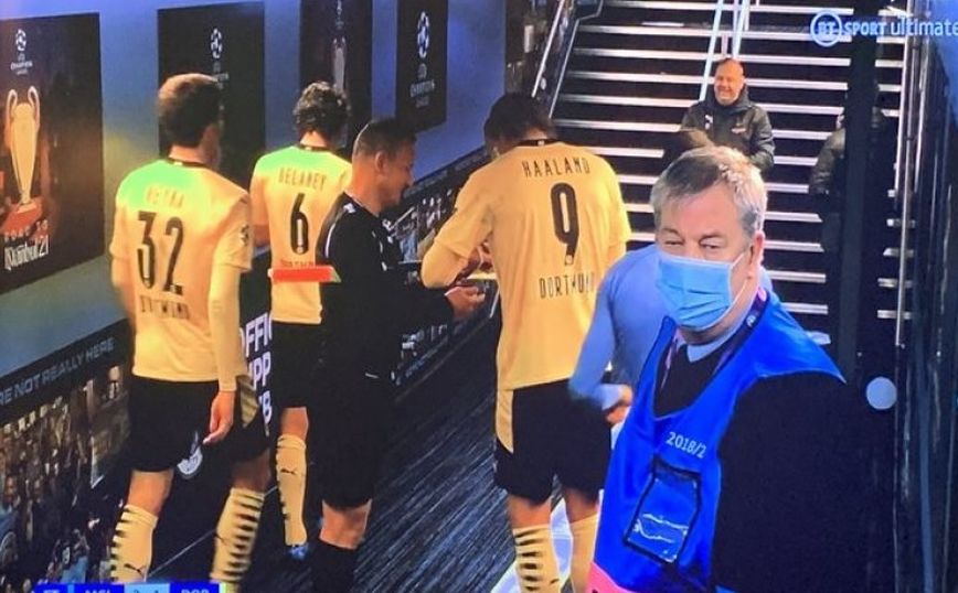 Ο επόπτης ζήτησε αυτόγραφο από τον Χάαλαντ