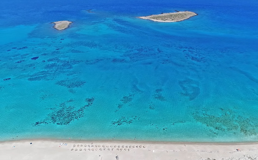 Η άγνωστη παραλία της Ελαφονήσου που παραπέμπει σε Καραϊβική