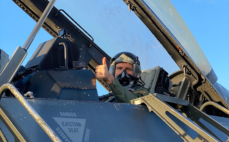 Τζέφρι Πάιατ: Συγκλονιστική η θέα της Ελλάδας από το πιλοτήριο του F-16