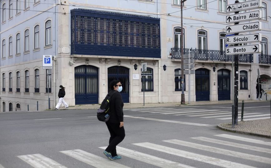 Ανοίγουν σήμερα και πάλι μουσεία, γυμνάσια και οι ταράτσες των καφέ στην Πορτογαλία