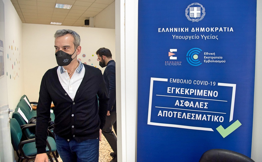 Εμβολιάστηκε με Αstrazeneca ο δήμαρχος Θεσσαλονίκης Κωνσταντίνος Ζέρβας