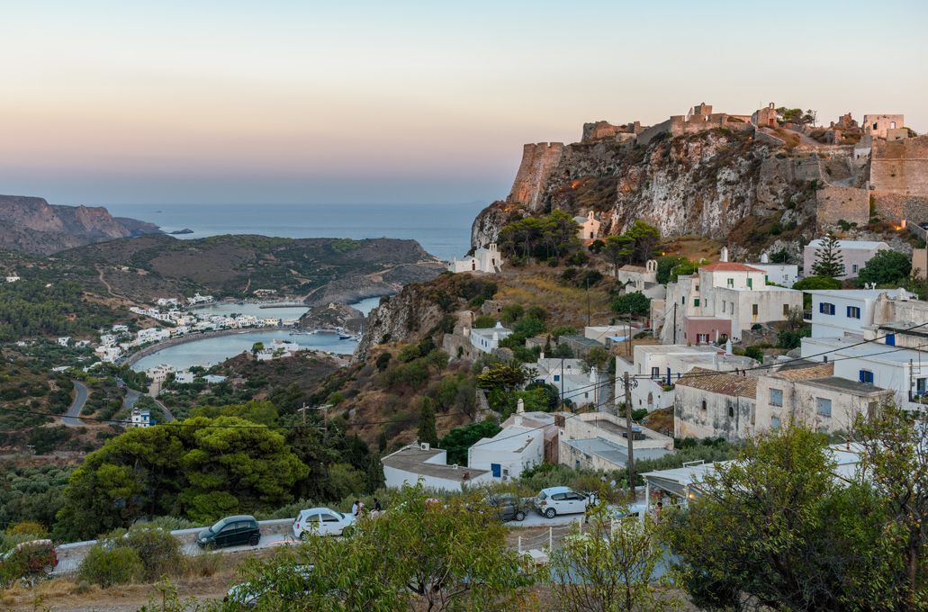 Το κάστρο στα Κύθηρα με θέα που κόβει την ανάσα