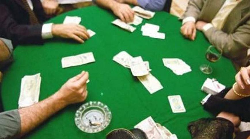 Έφοδος σε παράνομη χαρτοπαικτική λέσχη – Συνελήφθησαν πάνω από 20 άτομα, μεταξύ αυτών και γνωστός τραγουδιστής