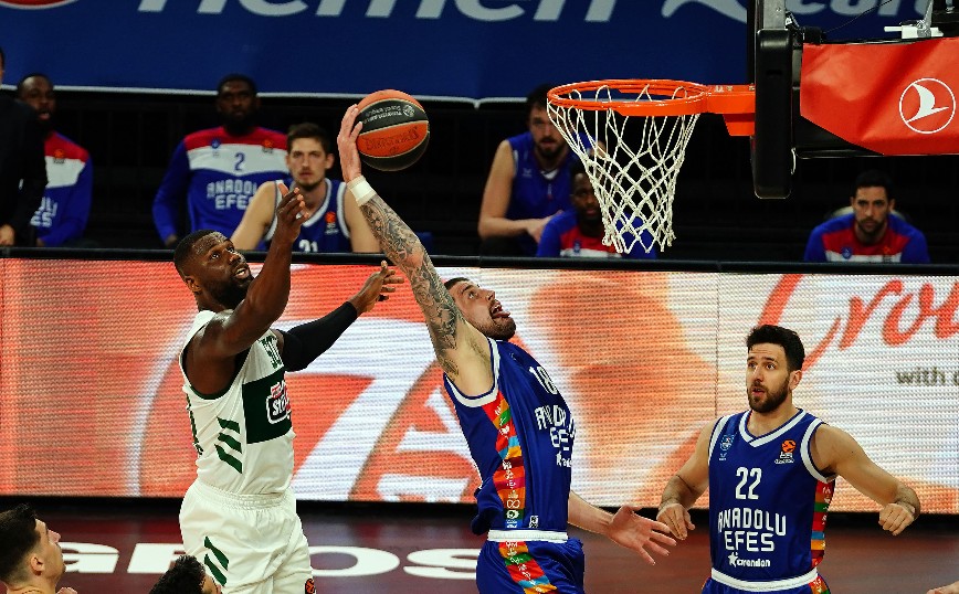 Euroleague: Στο Final-4 η Αναντολού Εφές αποκλείοντας τη Ρεάλ Μαδρίτης