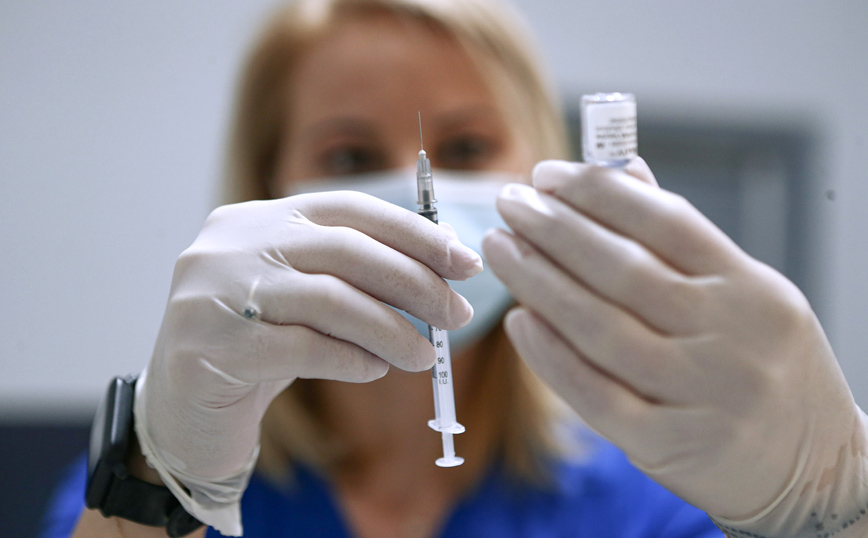 Γεωργαντάς: Πρώτα θα ανοίξει η πλατφόρμα για τους 40-44 για όλα τα εμβόλια
