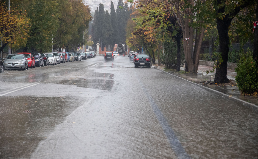 Καιρός: Αλλάζει το σκηνικό &#8211; Βροχές και πτώση θερμοκρασίας