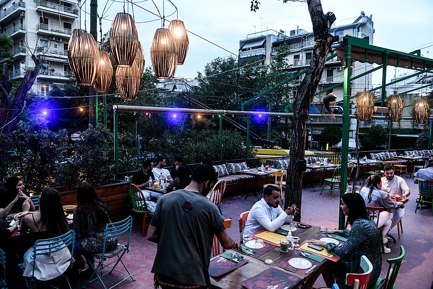 «Χωρίς σχέδιο ανάκαμψης το άνοιγμα των επιχειρήσεων στο κέντρο της Αθήνας»