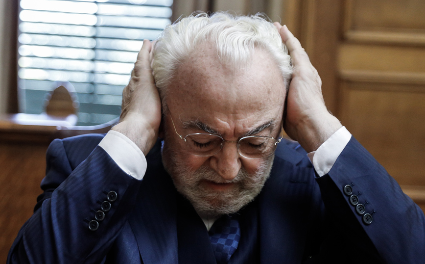 Οριστικά διεκόπη για σήμερα η κατάθεση Καλογρίτσα – Του ανέβηκε το ζάχαρο