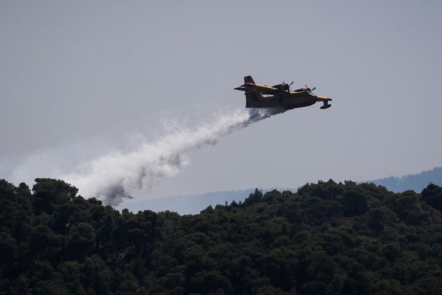 Θέμα χρόνου να δοθεί και επίσημα σε ύφεση η πυρκαγιά στα Γεράνεια Όρη