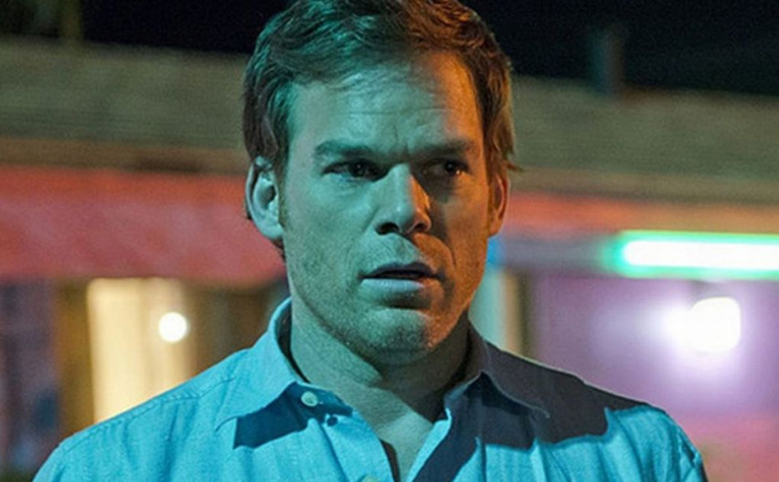 Dexter: Αποκαλύφθηκε με ποια ταυτότητα θα κυκλοφορεί ο Dexter στην 9η σεζόν