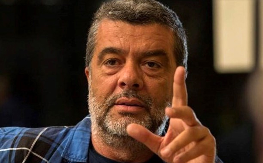 Σπύρος Μιχαλόπουλος: Το Facebook μπλόκαρε τον σκηνοθέτη των «Άγριων Μελισσών» μετά την ανάρτησή του για τον Φιλιππίδη