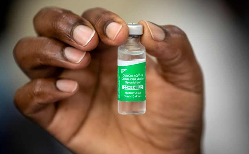 Εμβόλιο AstraZeneca και θρομβώσεις: Χορηγήθηκαν 164 εκατ. δόσεις στην Ινδία, εντοπίστηκαν 26 περιπτώσεις