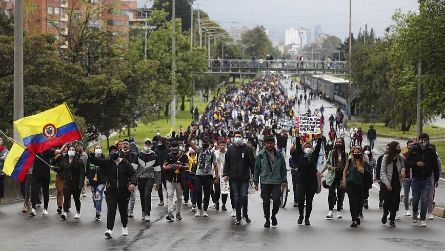 Κολομβία: Παραιτήθηκε ο υπουργός Οικονομικών μετά από τις αιματηρές διαδηλώσεις κατά της φορολογικής μεταρρύθμισης