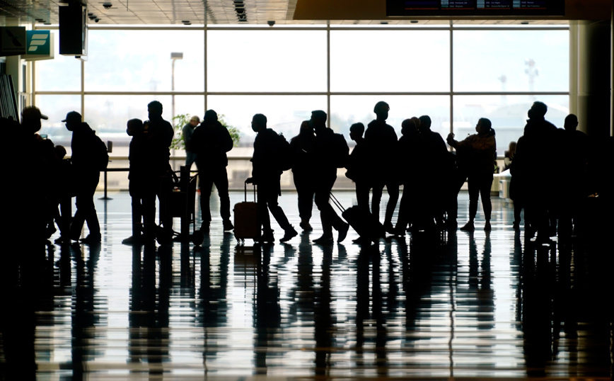 Κορονοϊός &#8211; ΗΠΑ: Ομάδες εργασίας ειδικών θα αποφασίσουν πώς θα ξεκινήσουν πάλι τα ταξίδια