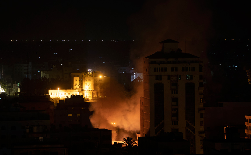 Το Ισραήλ συνεχίζει το σφυροκόπημα της Γάζας, πάνω από εκατό οι νεκροί