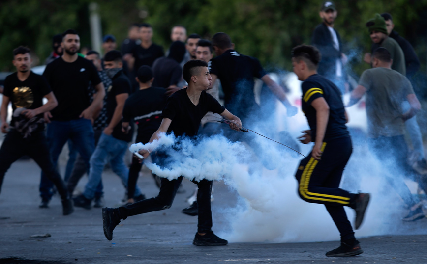 Επεισόδια στη Λωρίδα της Γάζας μετά από επίθεση Παλαιστίνιου με μαχαίρι σε Ισραηλινό φρουρό