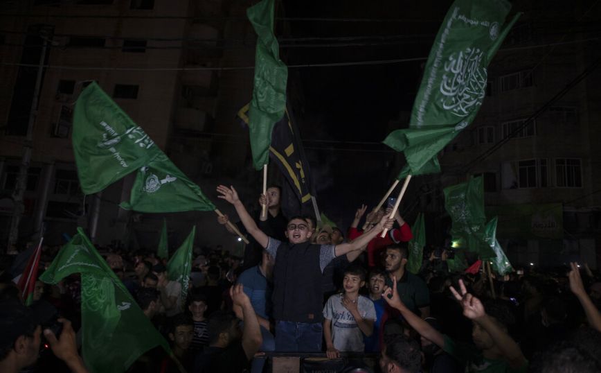 Ο Άρμιν Λάσετ ζήτησε να απαγορευτεί η σημαία της Χαμάς στη Γερμανία