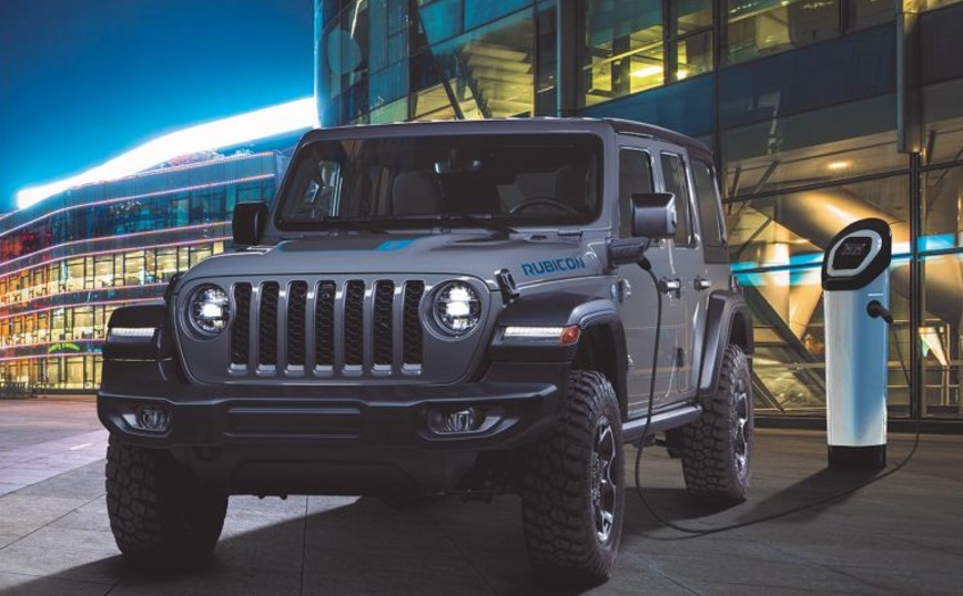 Το νέο Plug-in Hybrid Jeep Wrangler 4xe έχει αμιγώς ηλεκτρική αυτονομία 50 χιλιομέτρων