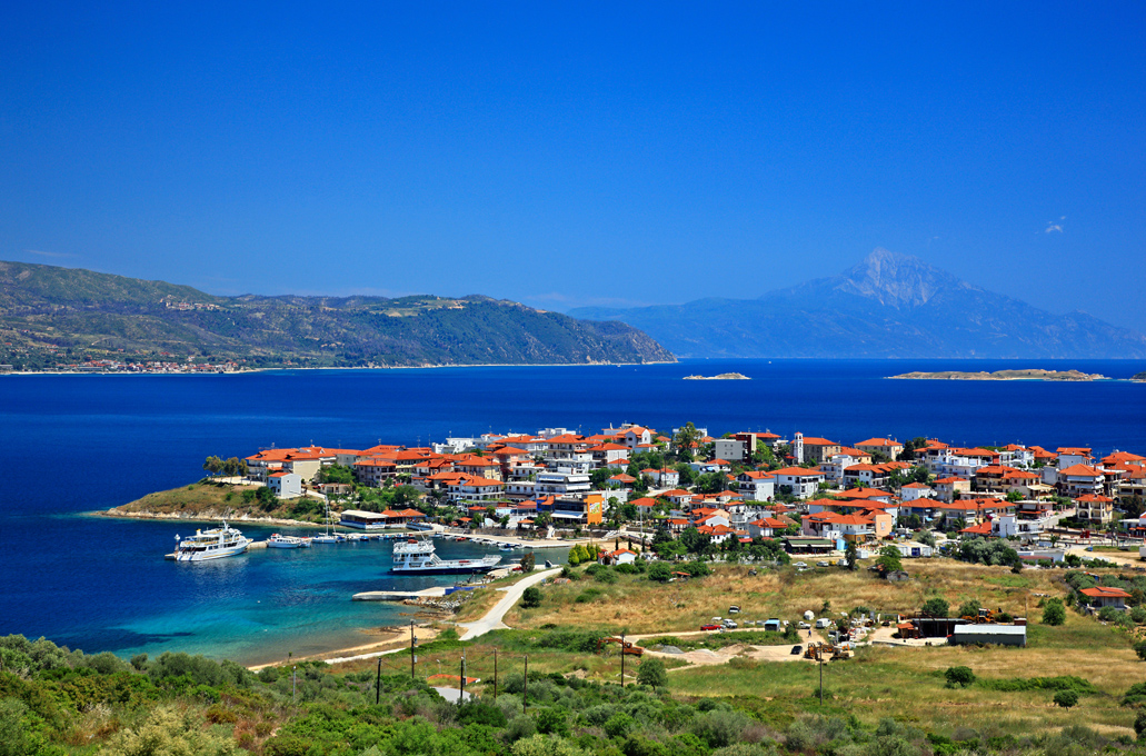 Το νησάκι στον κόλπο του Αγίου Όρους που μοιάζει με επίγειο παράδεισο