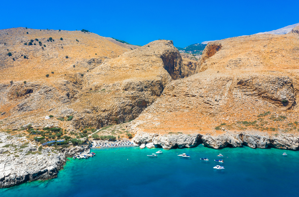 Ο μικροσκοπικός κόλπος στα Χανιά, επίγειος παράδεισος για όλο το νησί της Κρήτης